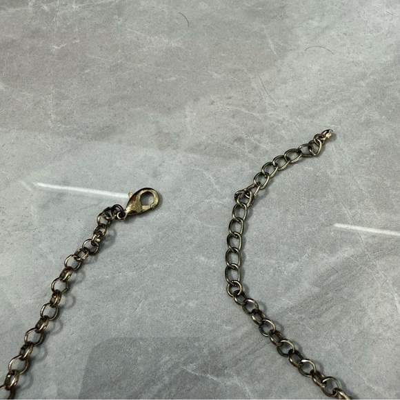 Francesca’s Bubble Statement Necklace - Picture 7 of 10